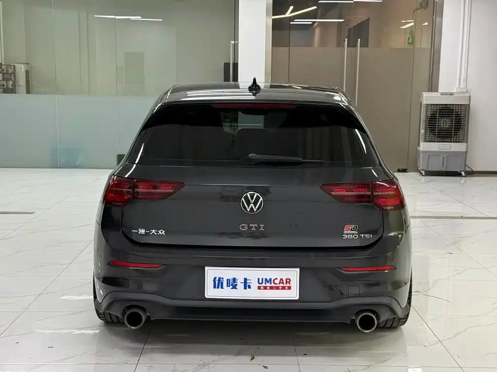 Volkswagen Golf GTI — фото 2