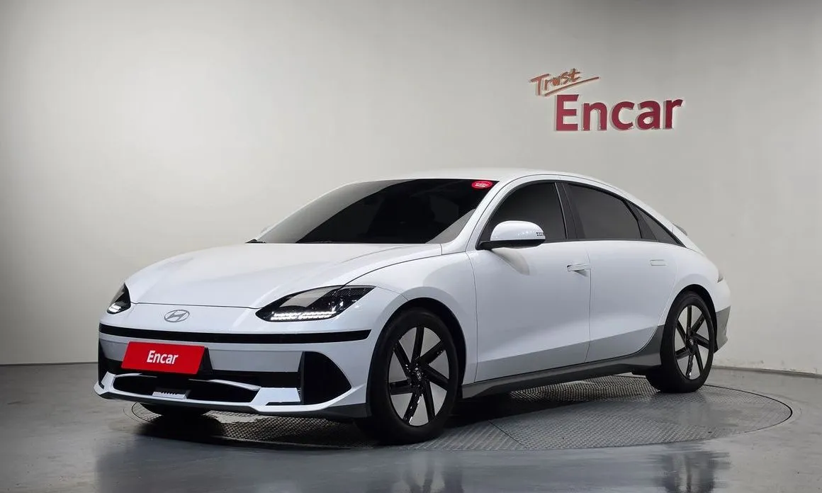 Hyundai Ioniq6 — фото 1