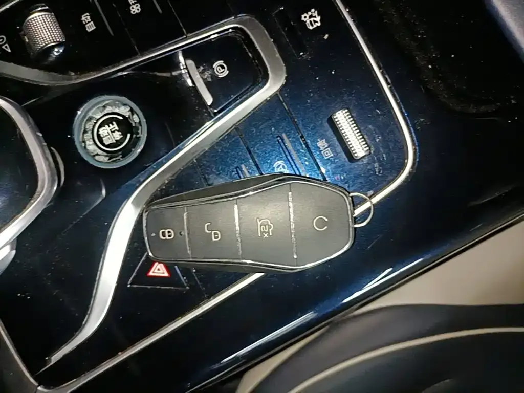 BYD Qin PLUS — фото 10