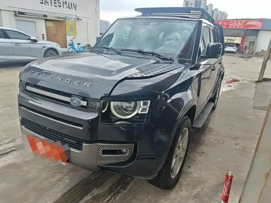 Land Rover Defender — фото 1