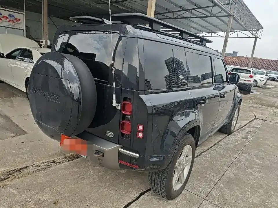 Land Rover Defender — фото 8