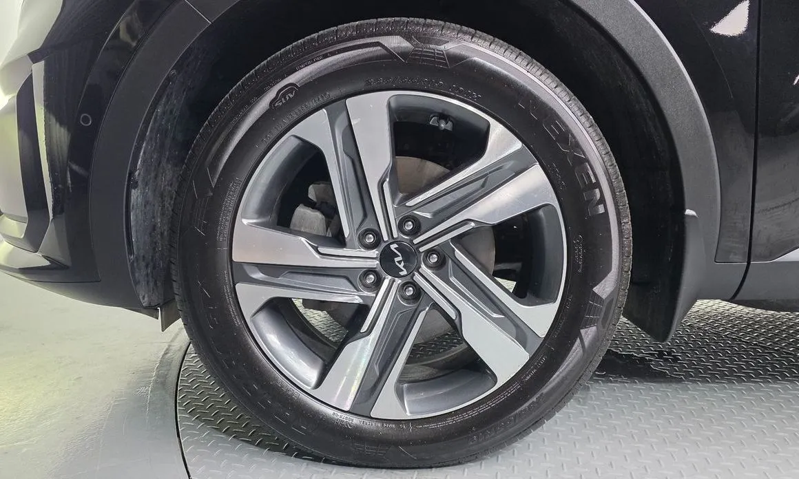 Kia Sorento — фото 10