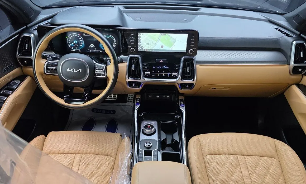 Kia Sorento — фото 8