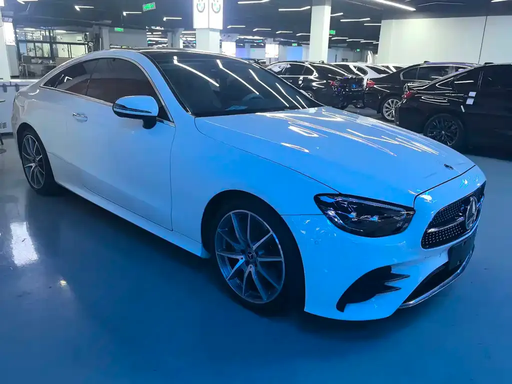 Mercedes-Benz E-Class (Import) — фото 5