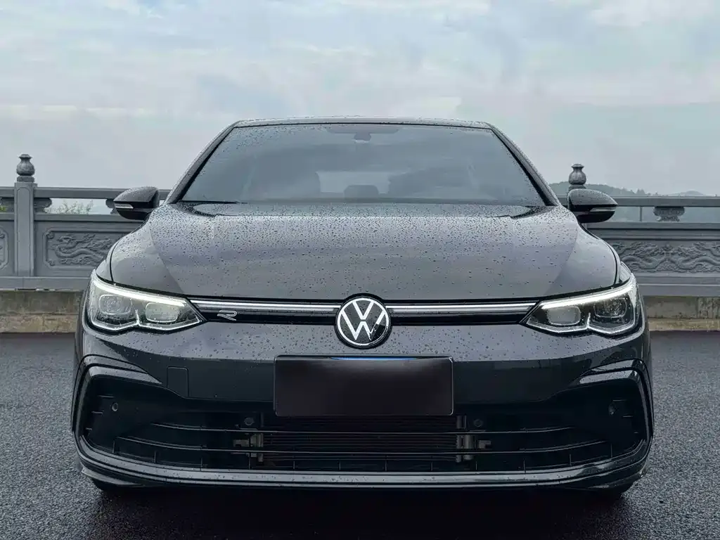 Volkswagen Golf — фото 6