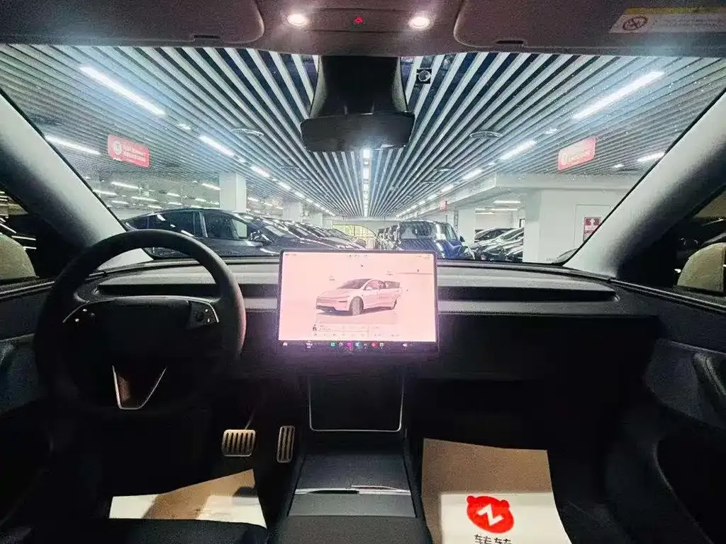 Tesla Model Y — фото 4