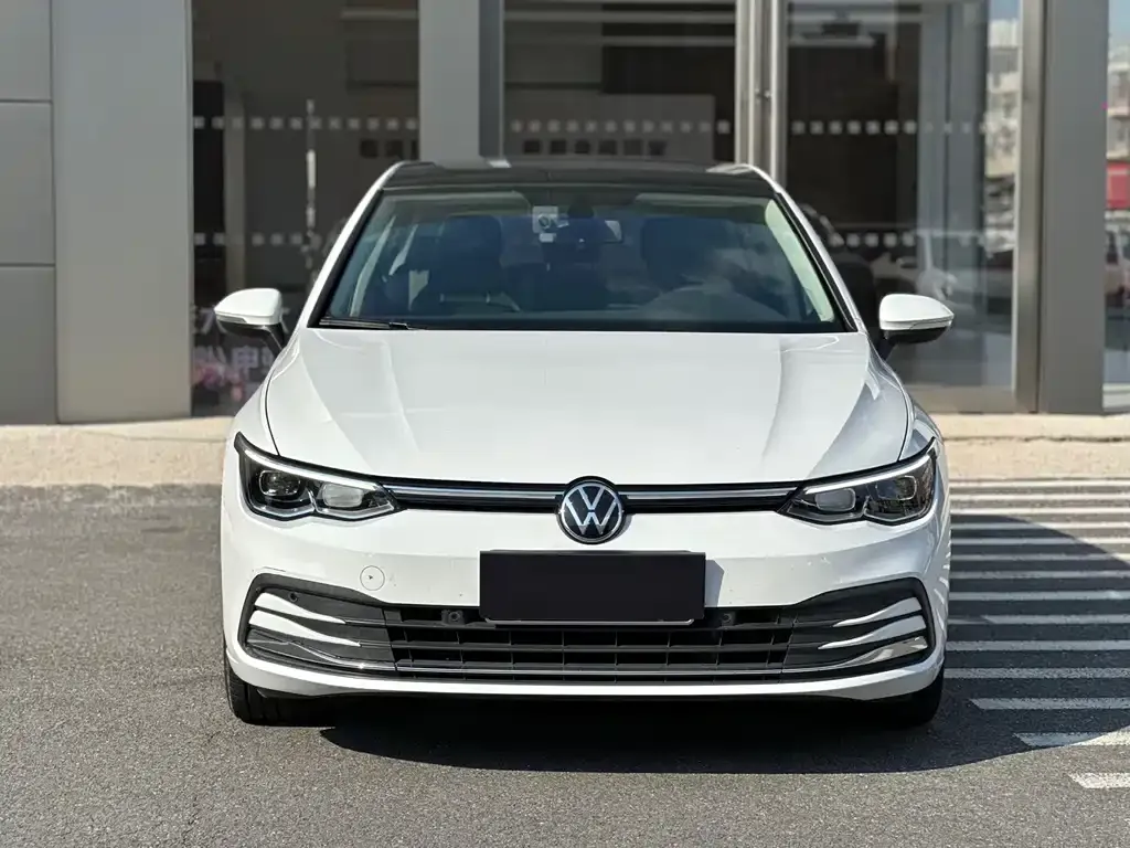 Volkswagen Golf — фото 5