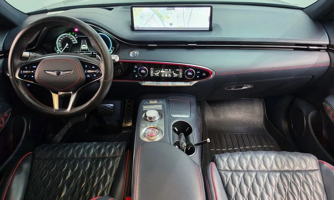 Genesis GV70 — фото 10