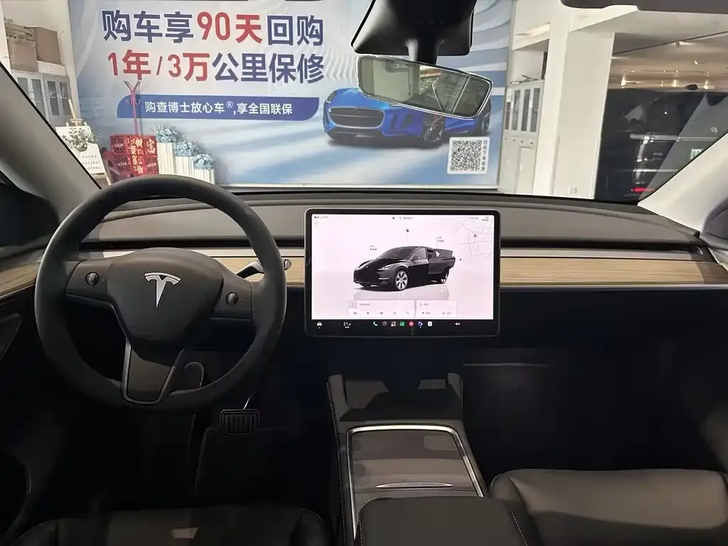Tesla Model Y — фото 6