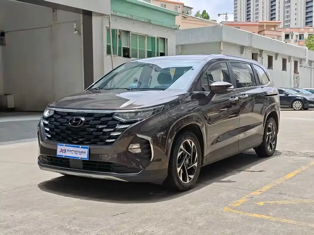 Hyundai Custo — фото 1