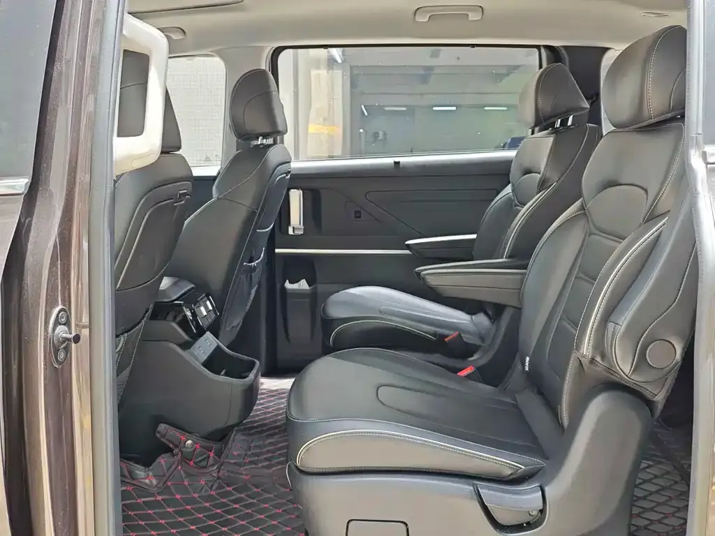 Hyundai Custo — фото 7