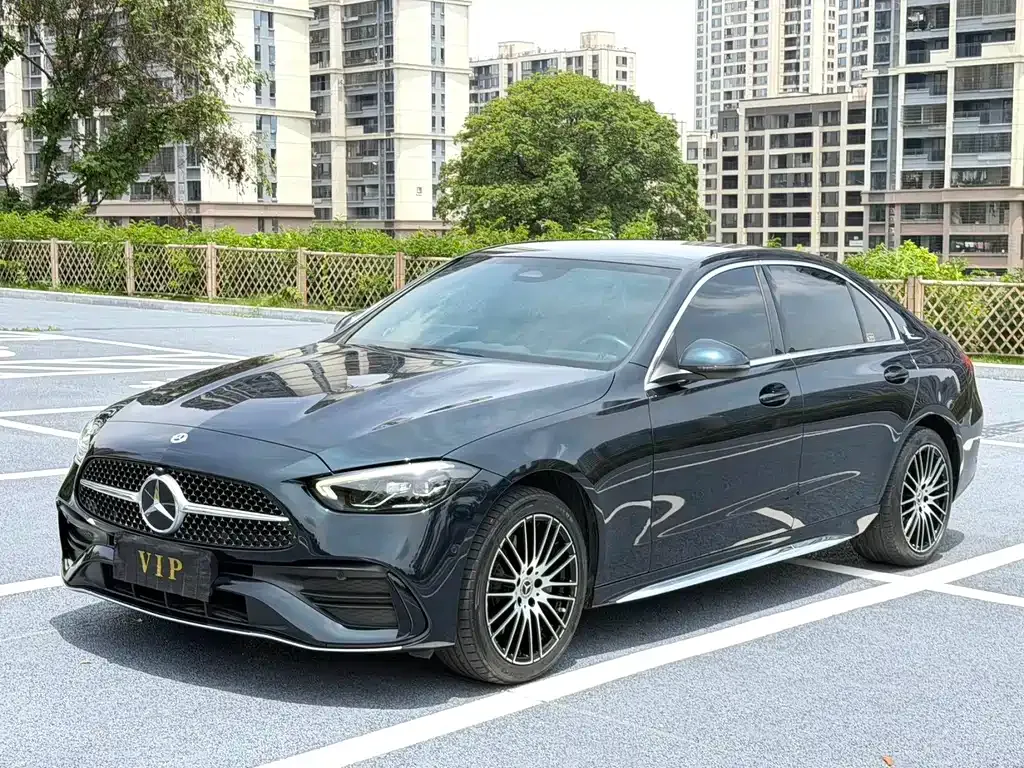Mercedes-Benz C-Class — фото 1