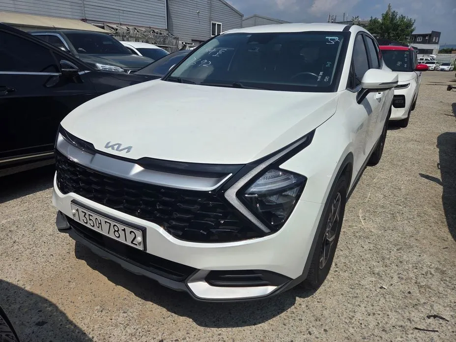 Kia Sportage — фото 1