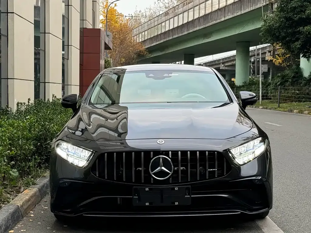 Mercedes-Benz CLS — фото 6