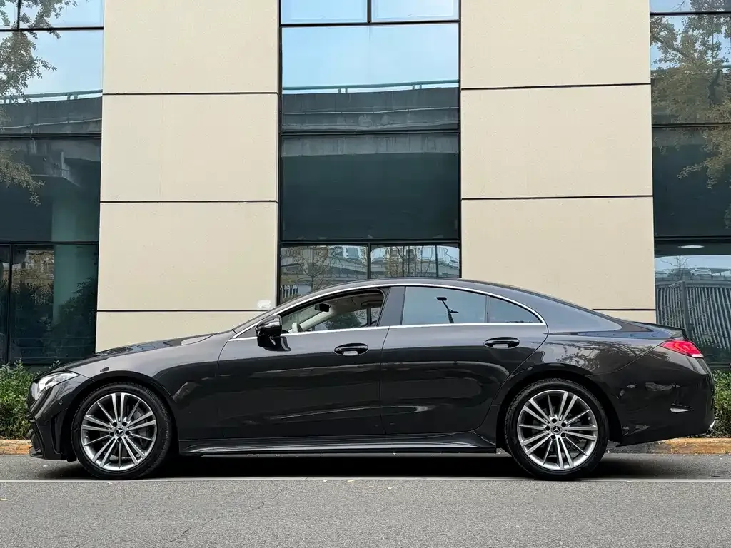 Mercedes-Benz CLS — фото 5
