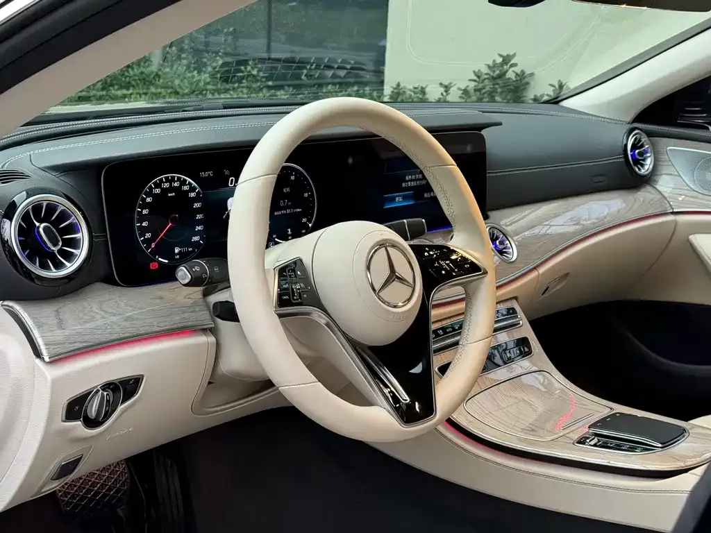 Mercedes-Benz CLS — фото 9