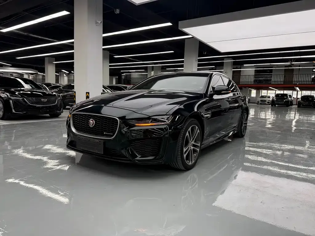 Jaguar XEL — фото 1