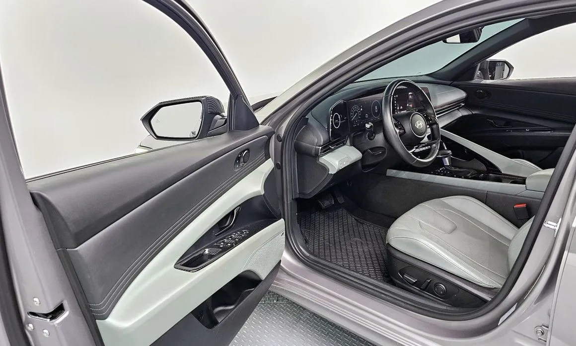 Hyundai AVANTE — фото 8