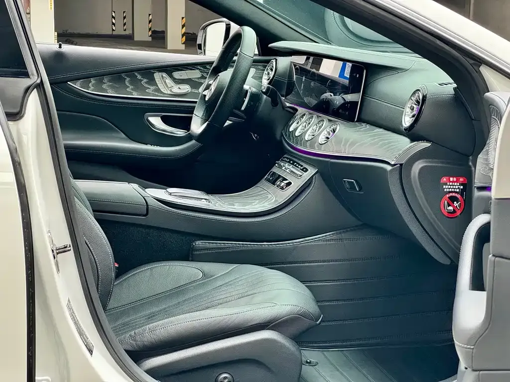 Mercedes-Benz CLS — фото 5