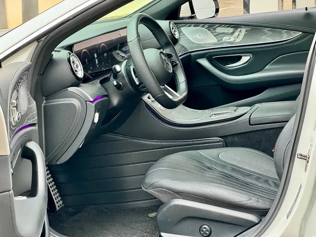 Mercedes-Benz CLS — фото 10