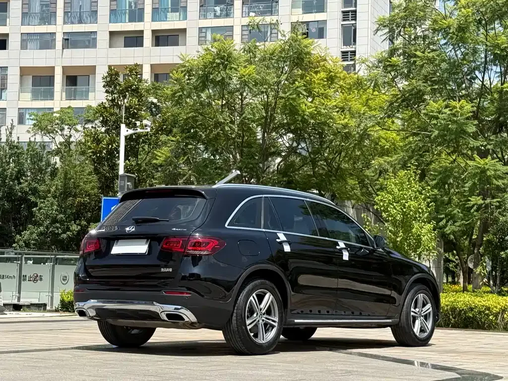 Mercedes-Benz GLC — фото 9