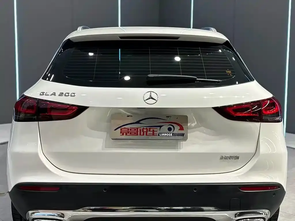 Mercedes-Benz GLA — фото 6