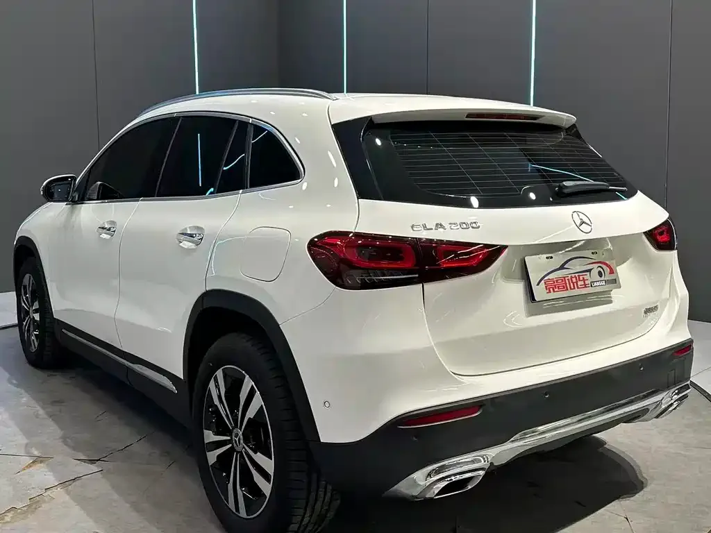 Mercedes-Benz GLA — фото 5