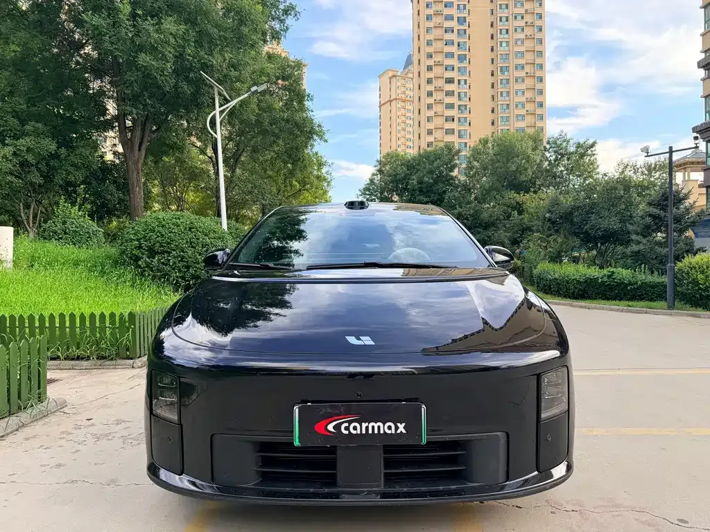 Li Auto i6 — фото 2