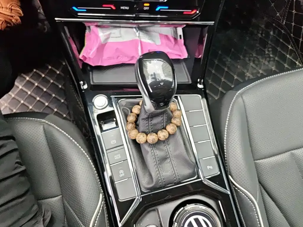 Volkswagen Passat — фото 8