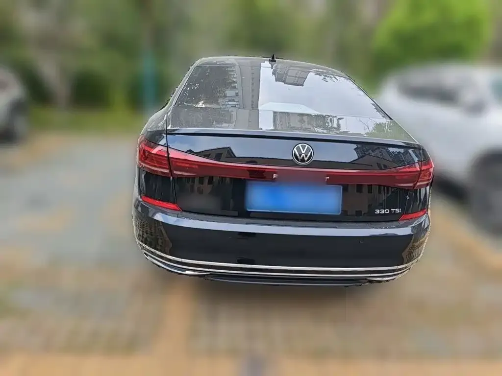 Volkswagen Passat — фото 6