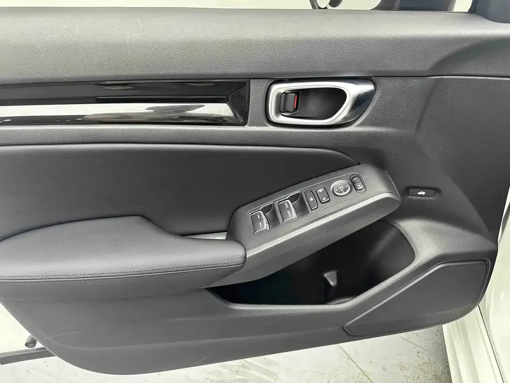 Honda Civic — фото 8