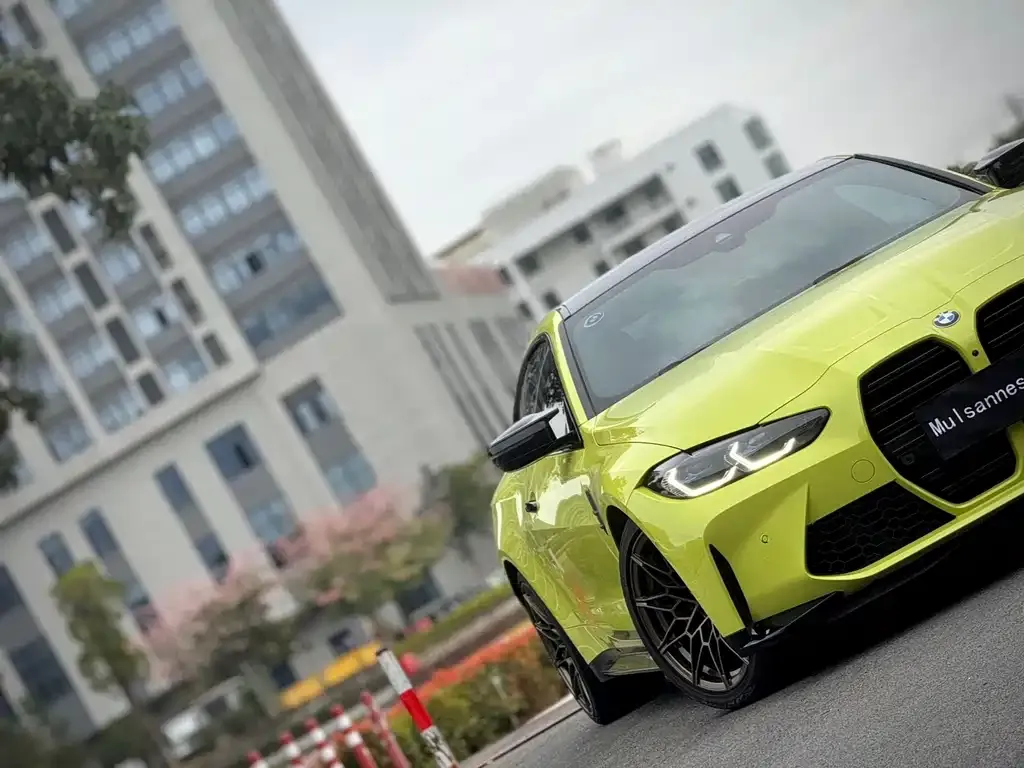 BMW M4 — фото 4