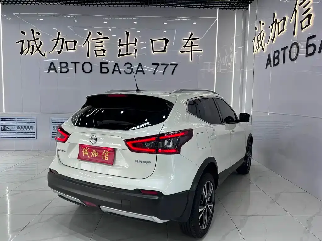 Nissan Qashqai — фото 4