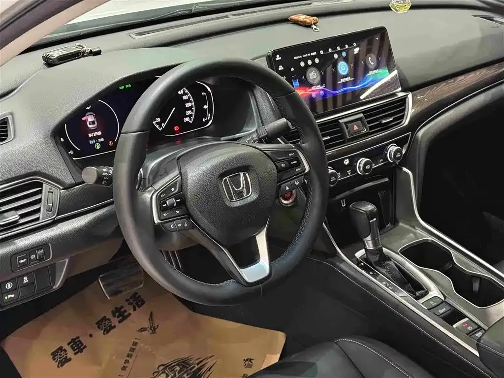 Honda Accord — фото 3