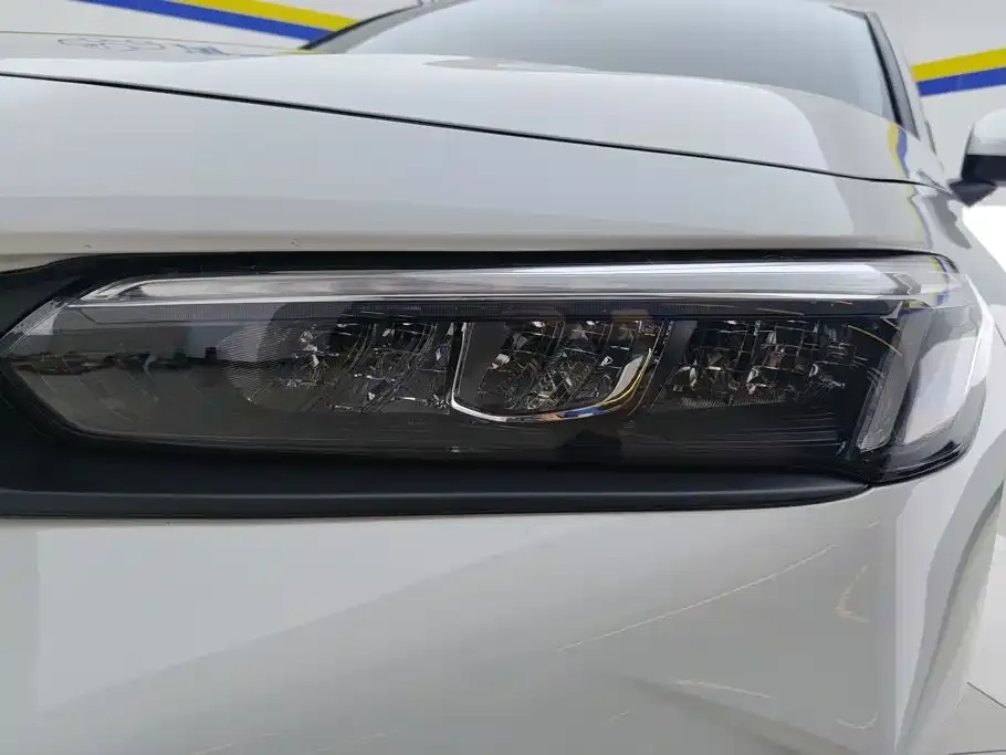 Honda Civic — фото 10
