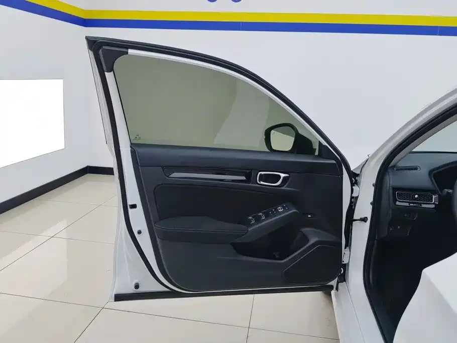 Honda Civic — фото 4