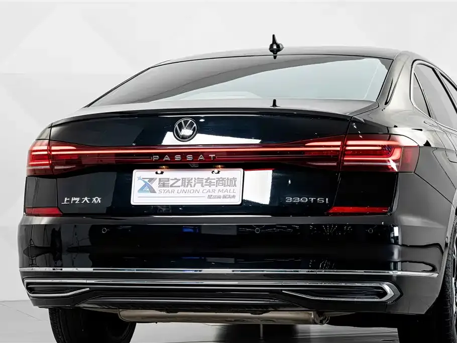 Volkswagen Passat — фото 10