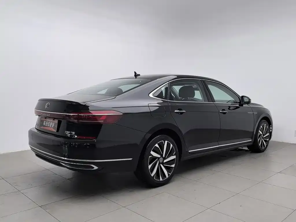 Volkswagen Passat — фото 5