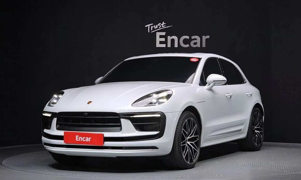 Porsche Macan — фото 1