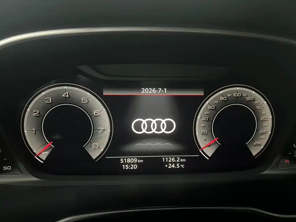 Audi Q3 — фото 2