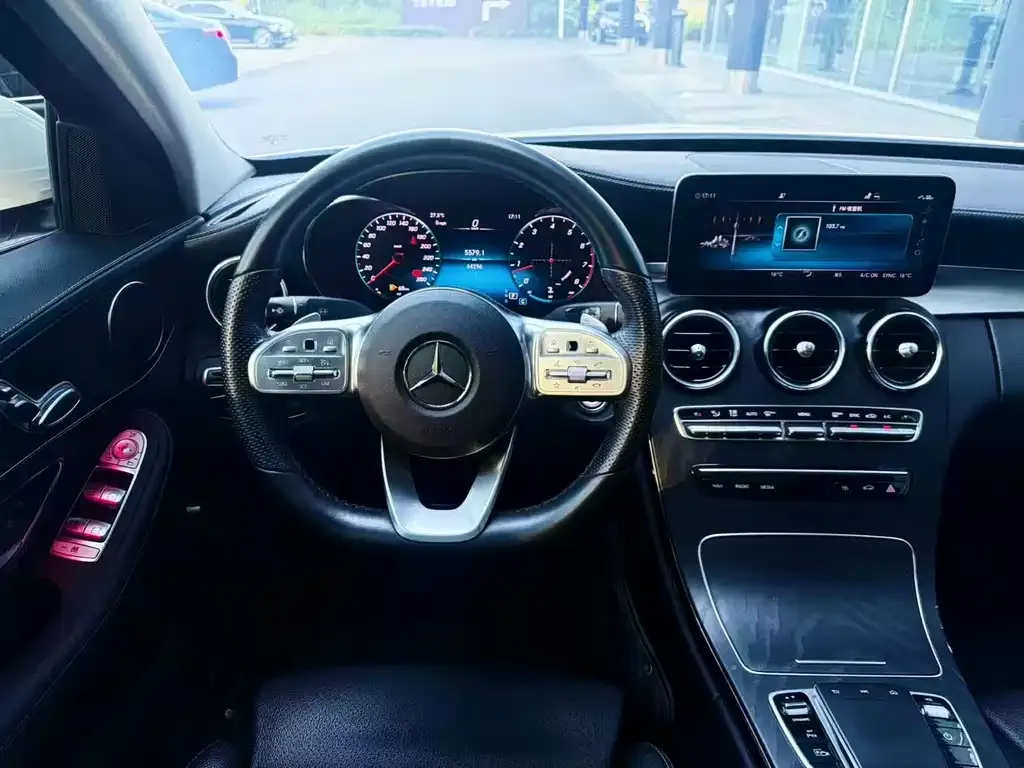 Mercedes-Benz C-Class — фото 2