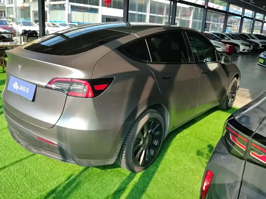 Tesla Model Y — фото 2