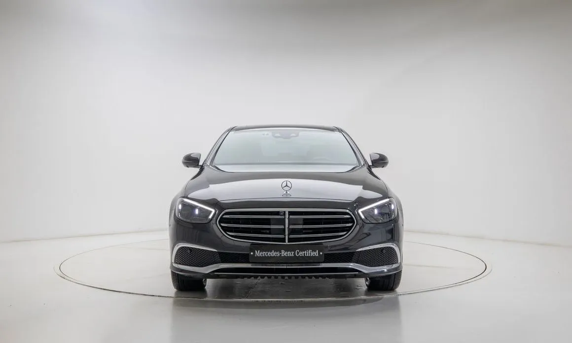 Mercedes-Benz E-Class — фото 5