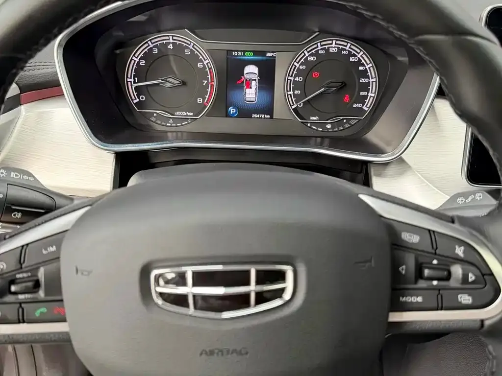 Geely Binyue — фото 4
