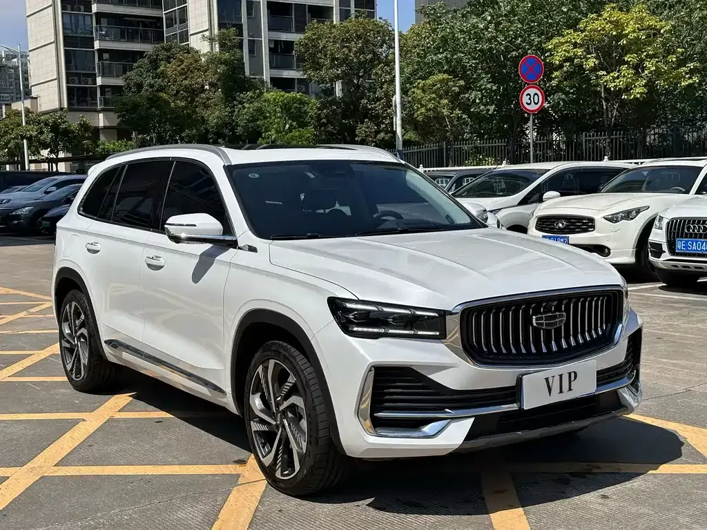 Geely Xingyue L — фото 9