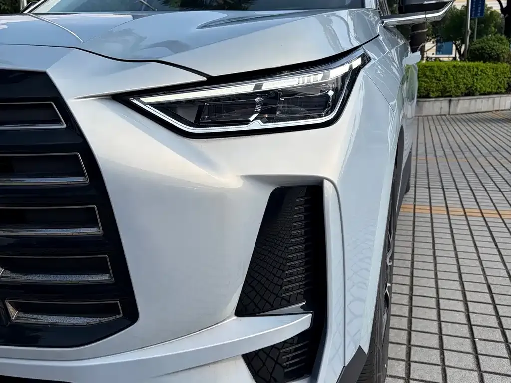 GAC Motor Trumpchi GS4 — фото 3
