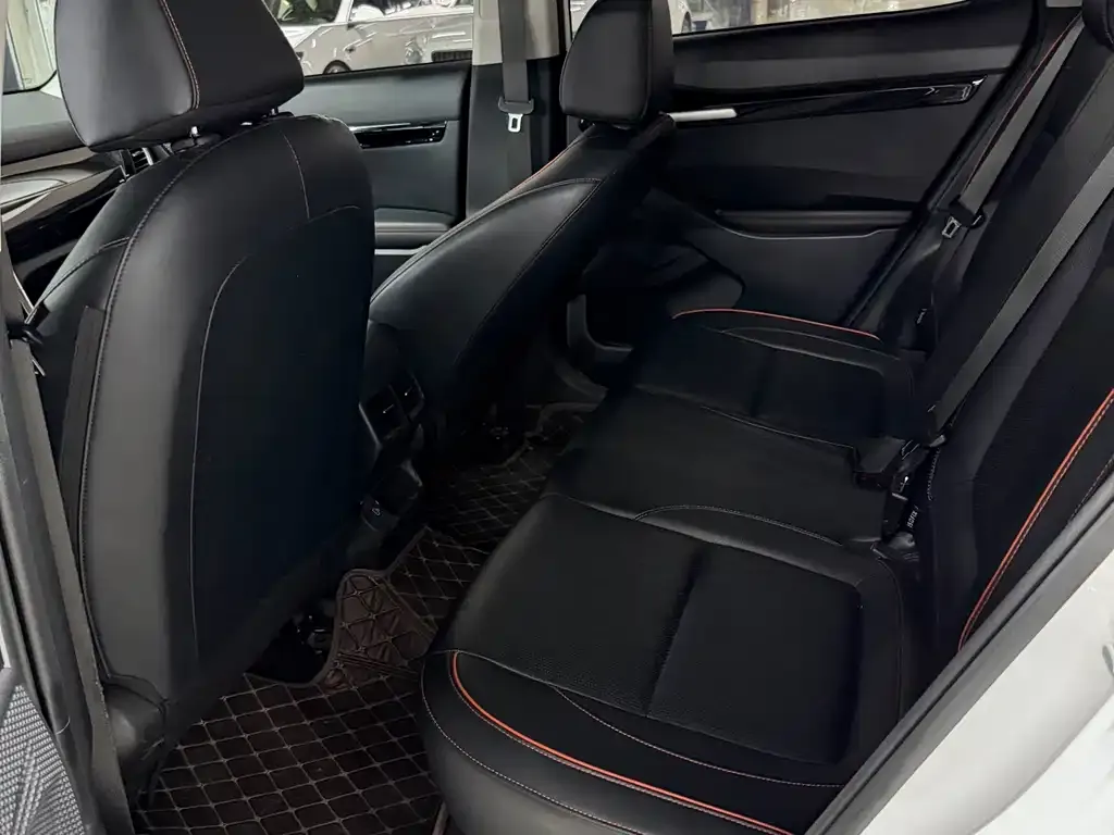 Kia Seltos — фото 3
