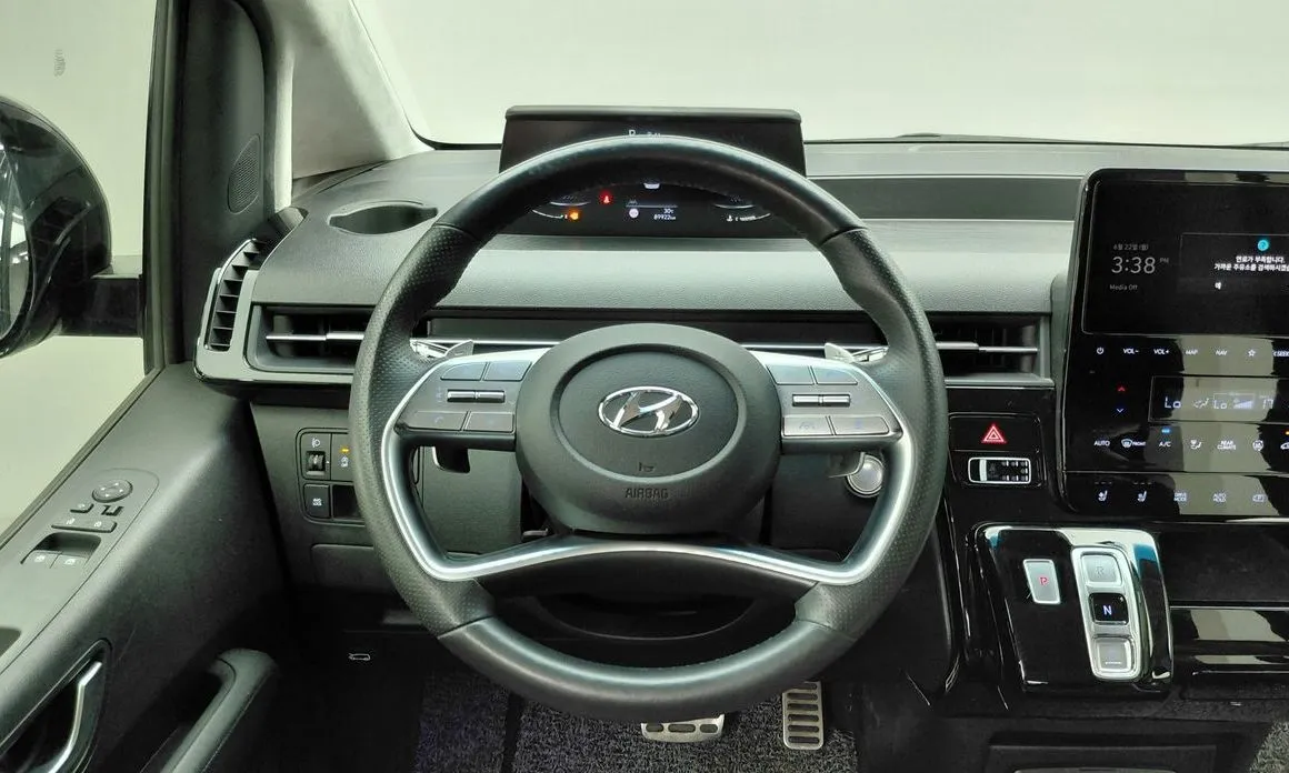 Hyundai Staria — фото 8