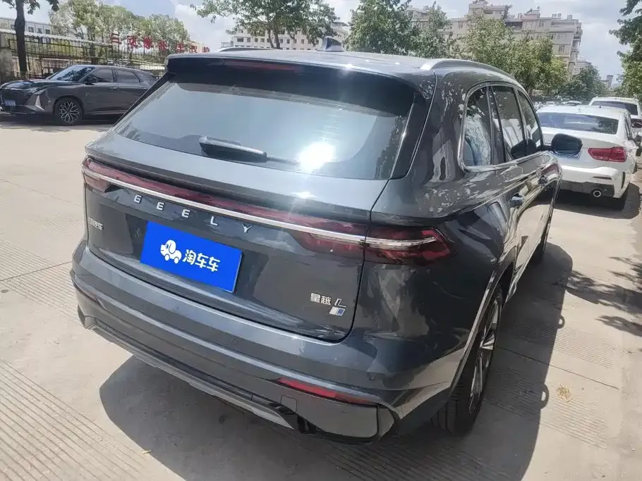 Geely Xingyue L — фото 9