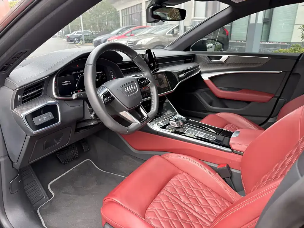 Audi A7L — фото 4